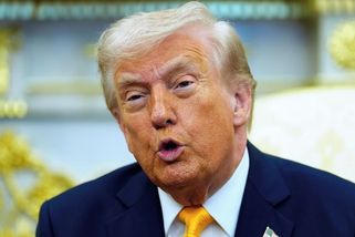 Trump hrozí Íránu zničením elektráren, když neotevře do 48 hodin Hormuzský průliv - Novinky